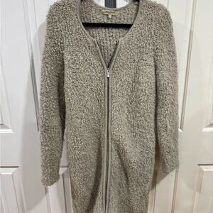 Cozy Beige Zip-Up Cardigan